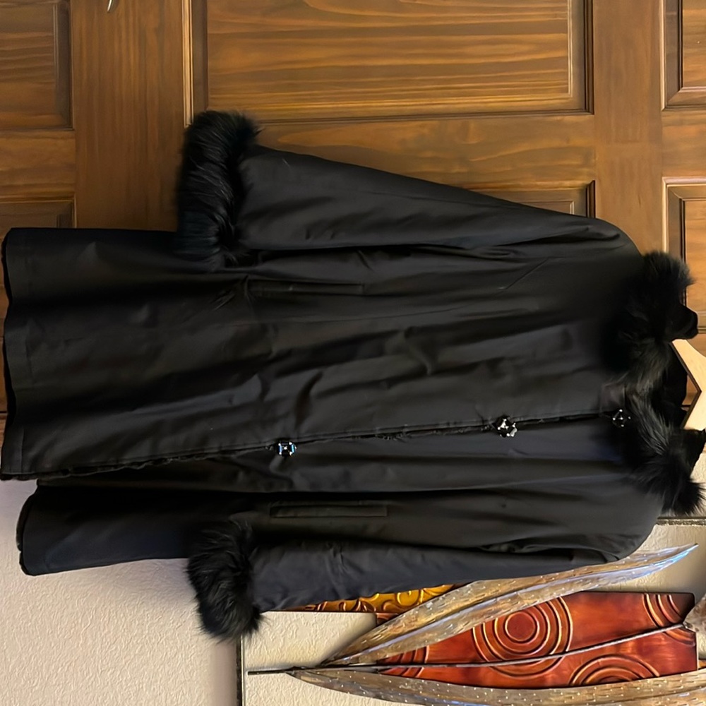 Women's size S/M Black Reversible 3/4 length Beaver coat with hood.  Like new
